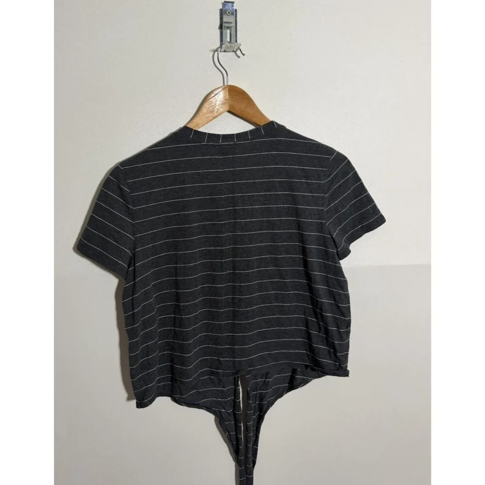 Lululemon Time To Restore T-Shirt Womens 8 Short Sleeve Tie Front Top